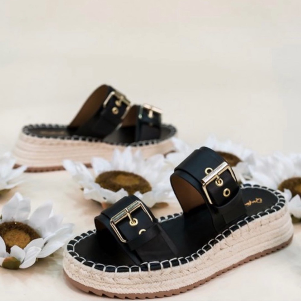 Qupid Black and Gold Sandals - Picture 4 of 4